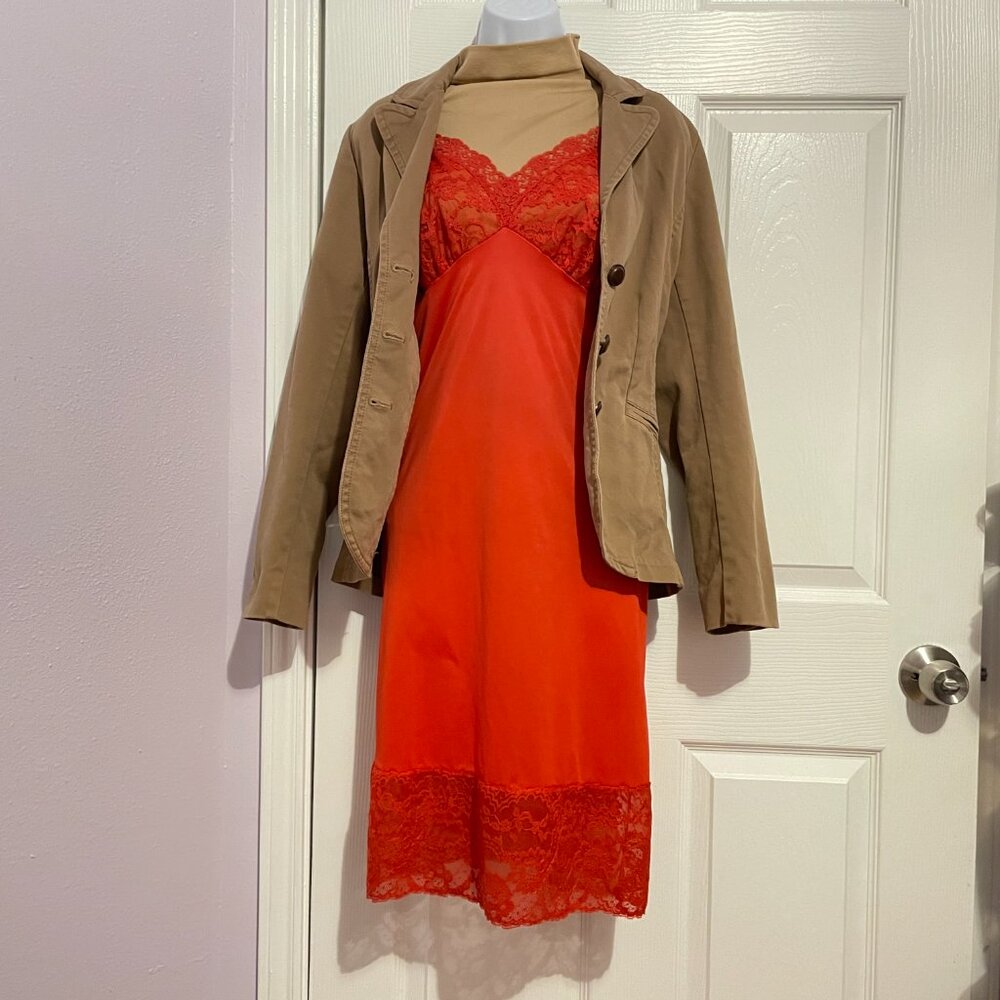 coat - Picture 2 of 7